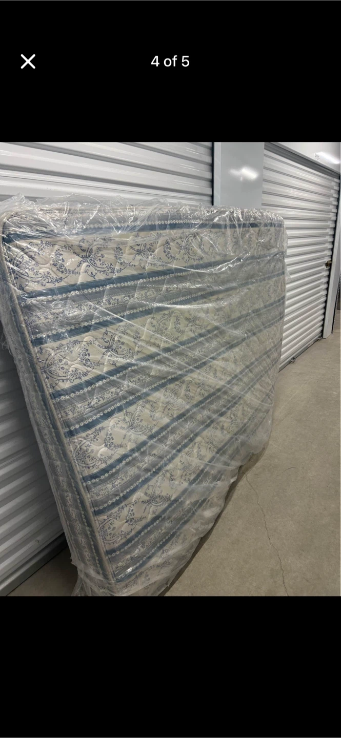 New Queen Size Bed Mattress - photo 4
