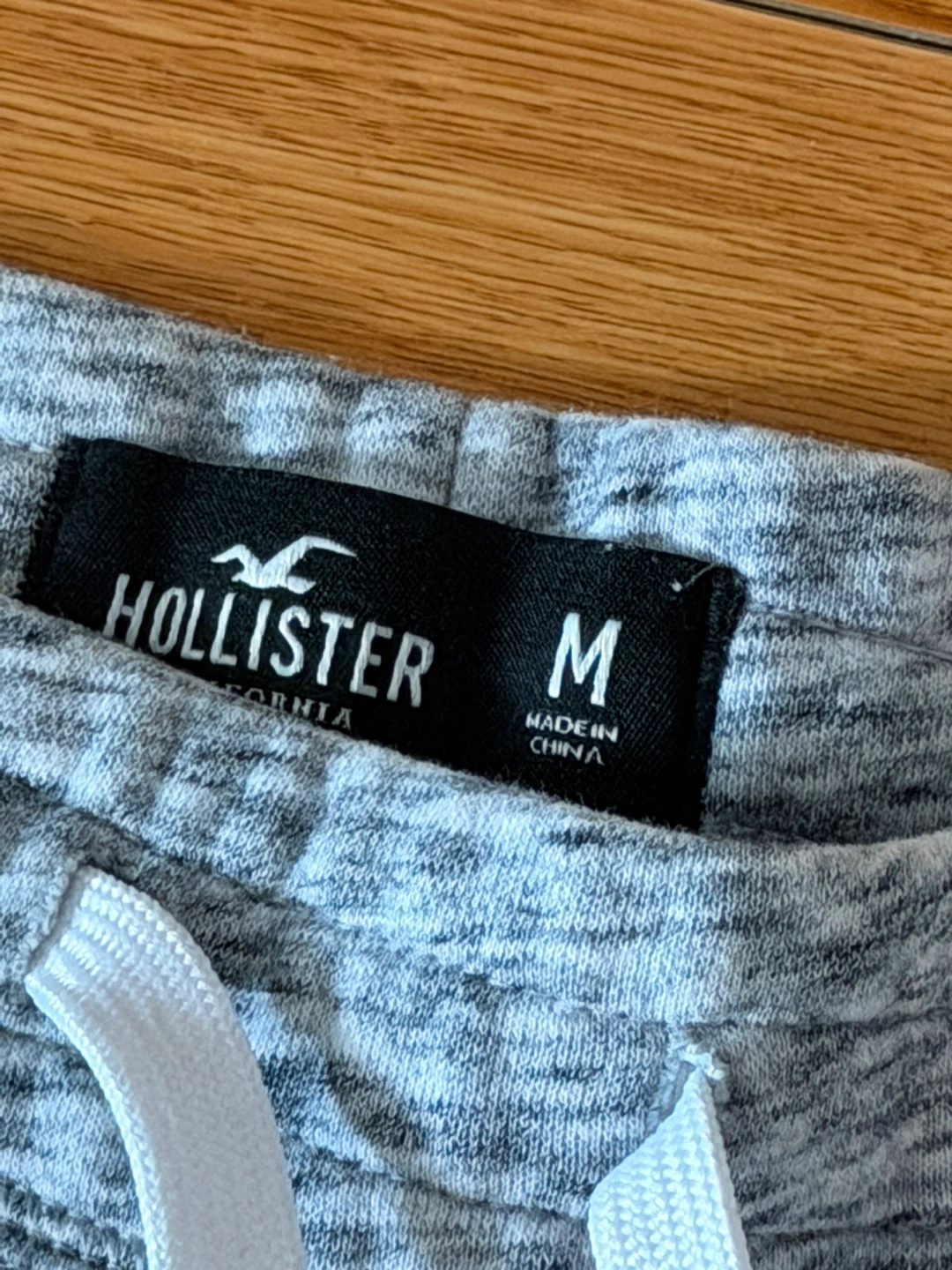 Men’s Hollister Grey Jogger Sweatpants Size M - photo 2