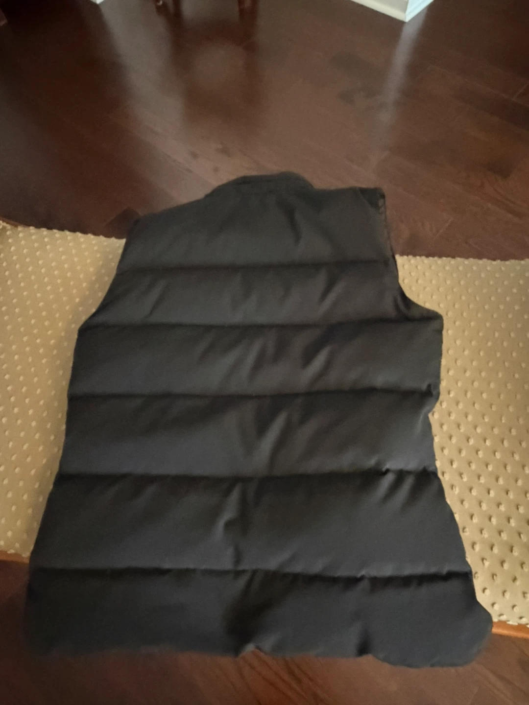Canada Goose Puffer Vest - Black - Size M - photo 3