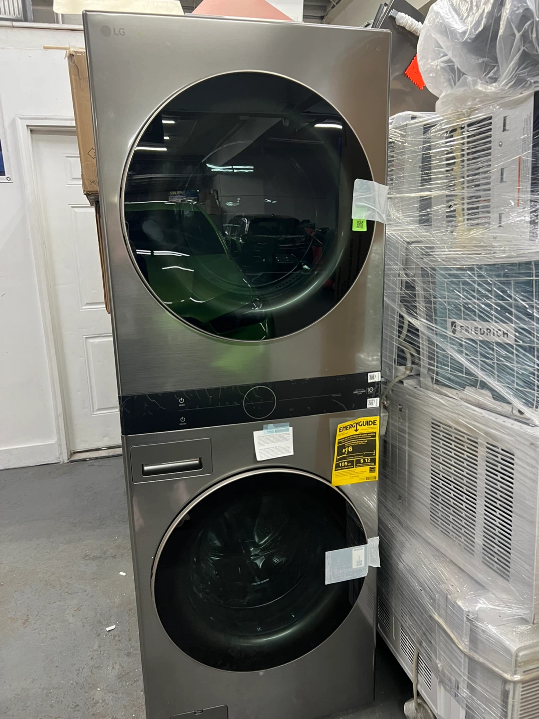 LG Stackable Washer Dryer Combo Gas - photo 2