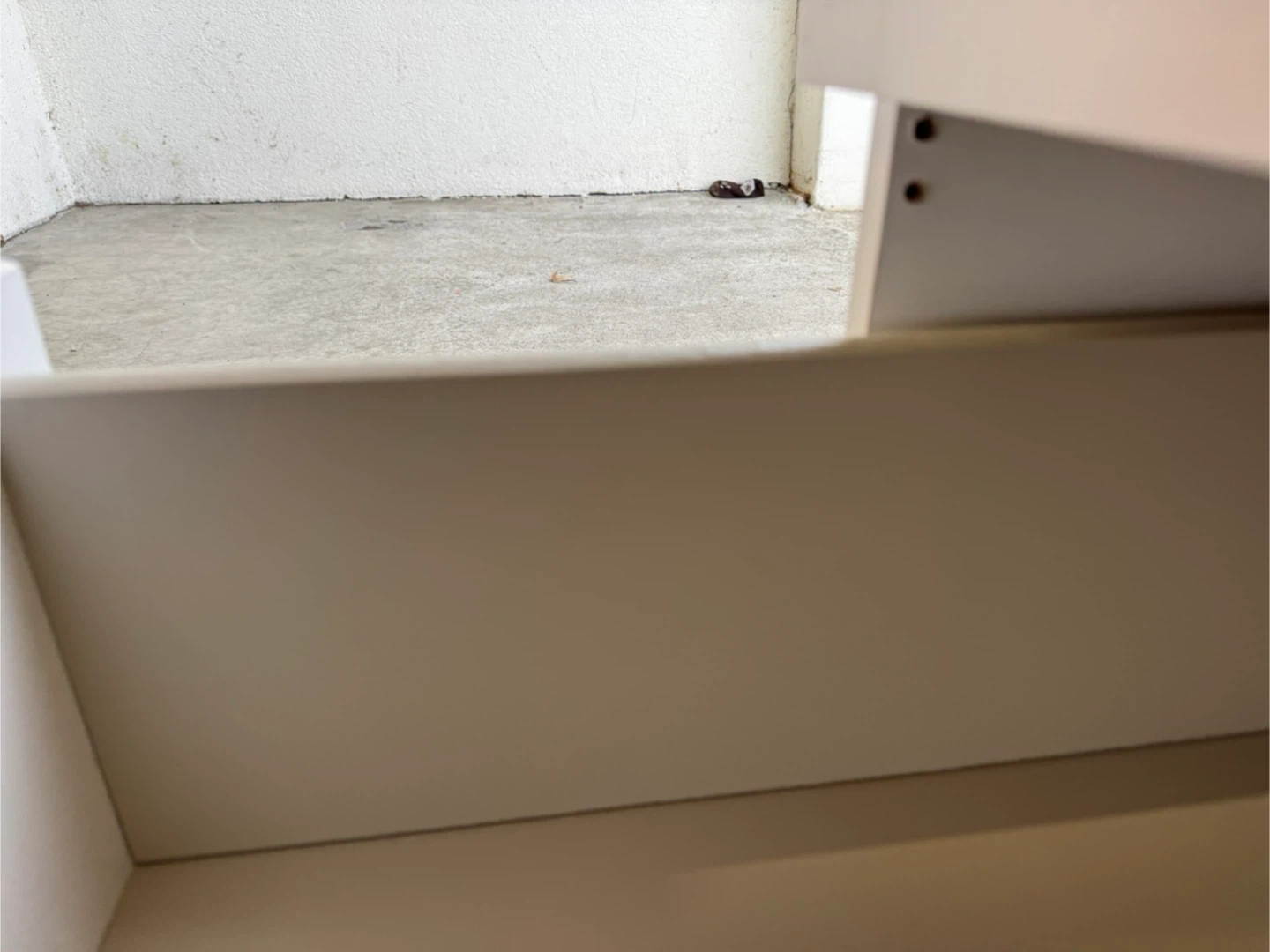 White 4-Drawer Dresser - photo 4