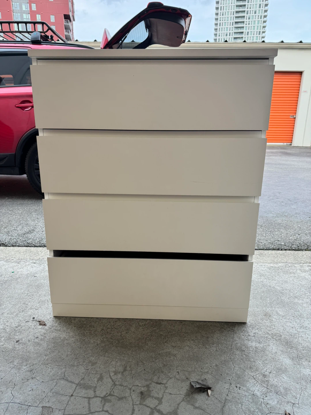 White 4-Drawer Dresser