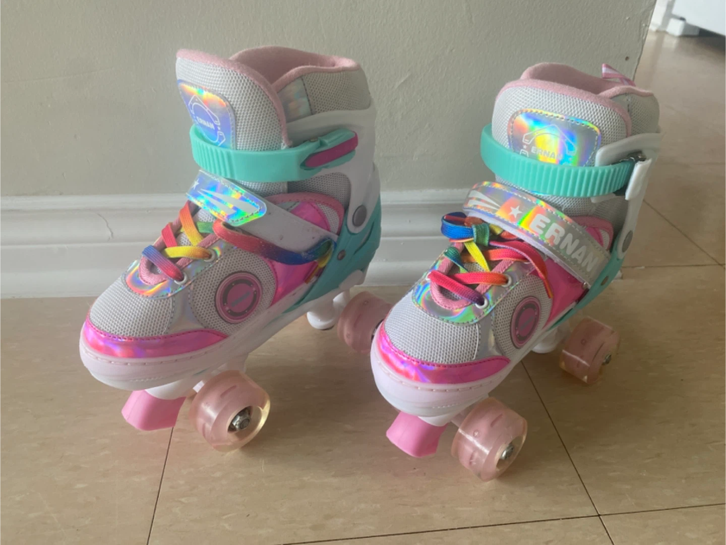 Ernan Rainbow Roller Skates