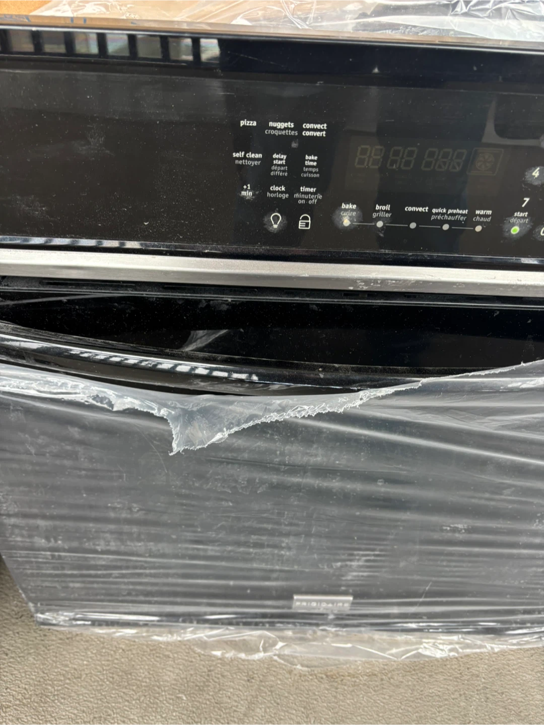 Frigidaire Electric wall open - photo 2