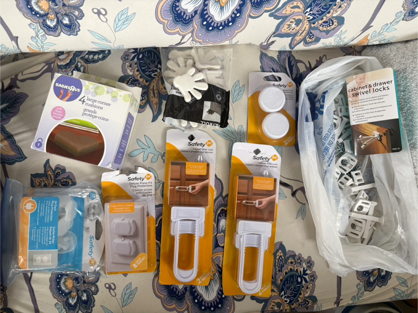 Safety 1st & Babies R Us Baby Proofing Lot