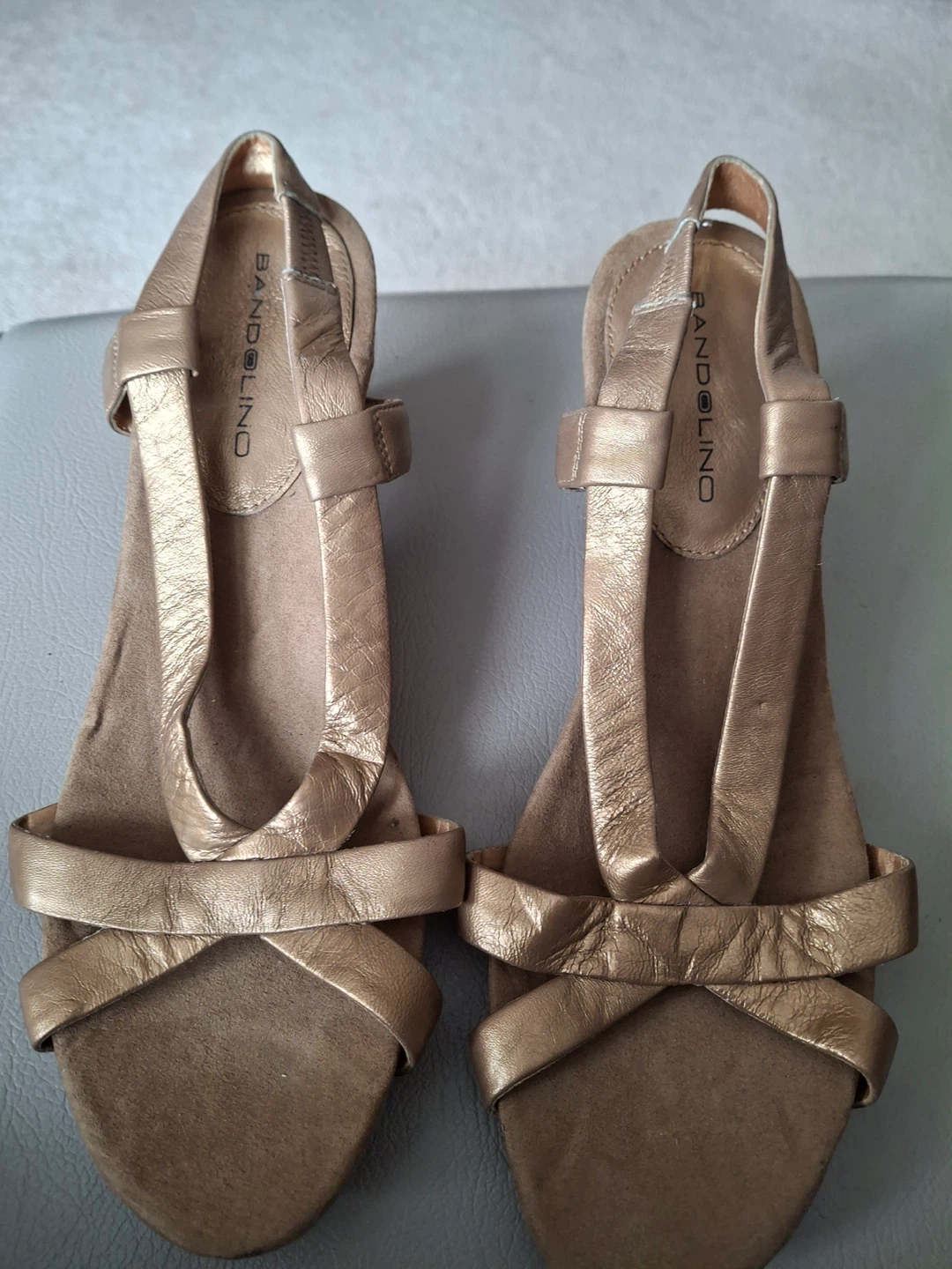 Bandolino gold wedge sandals