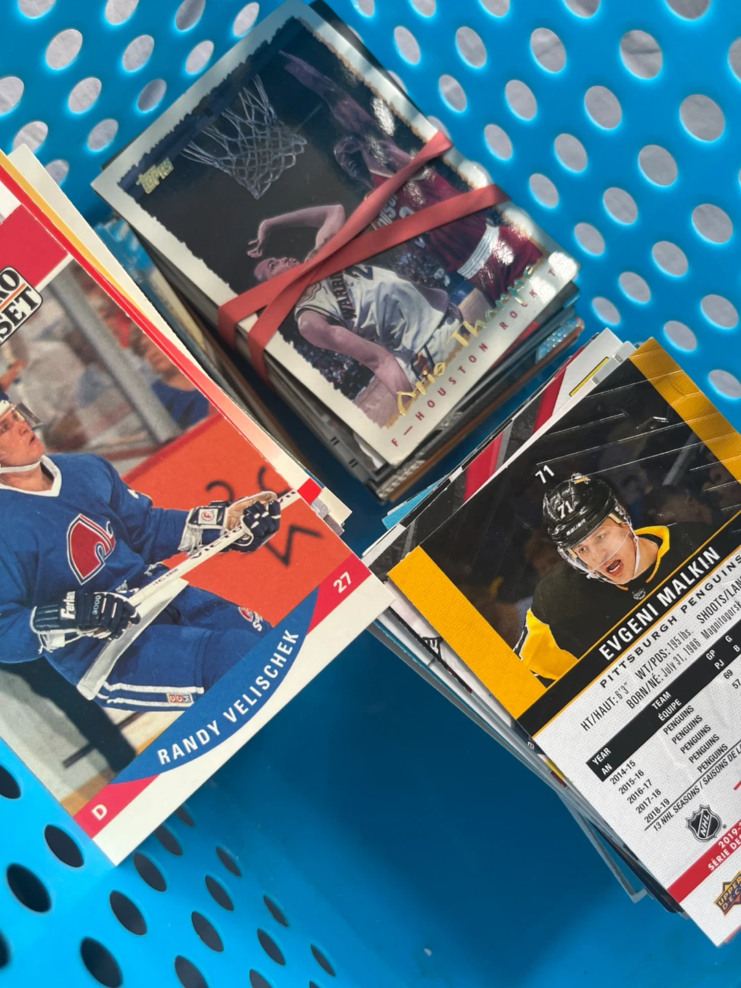 Allot of random hockey cards and some basketball cards