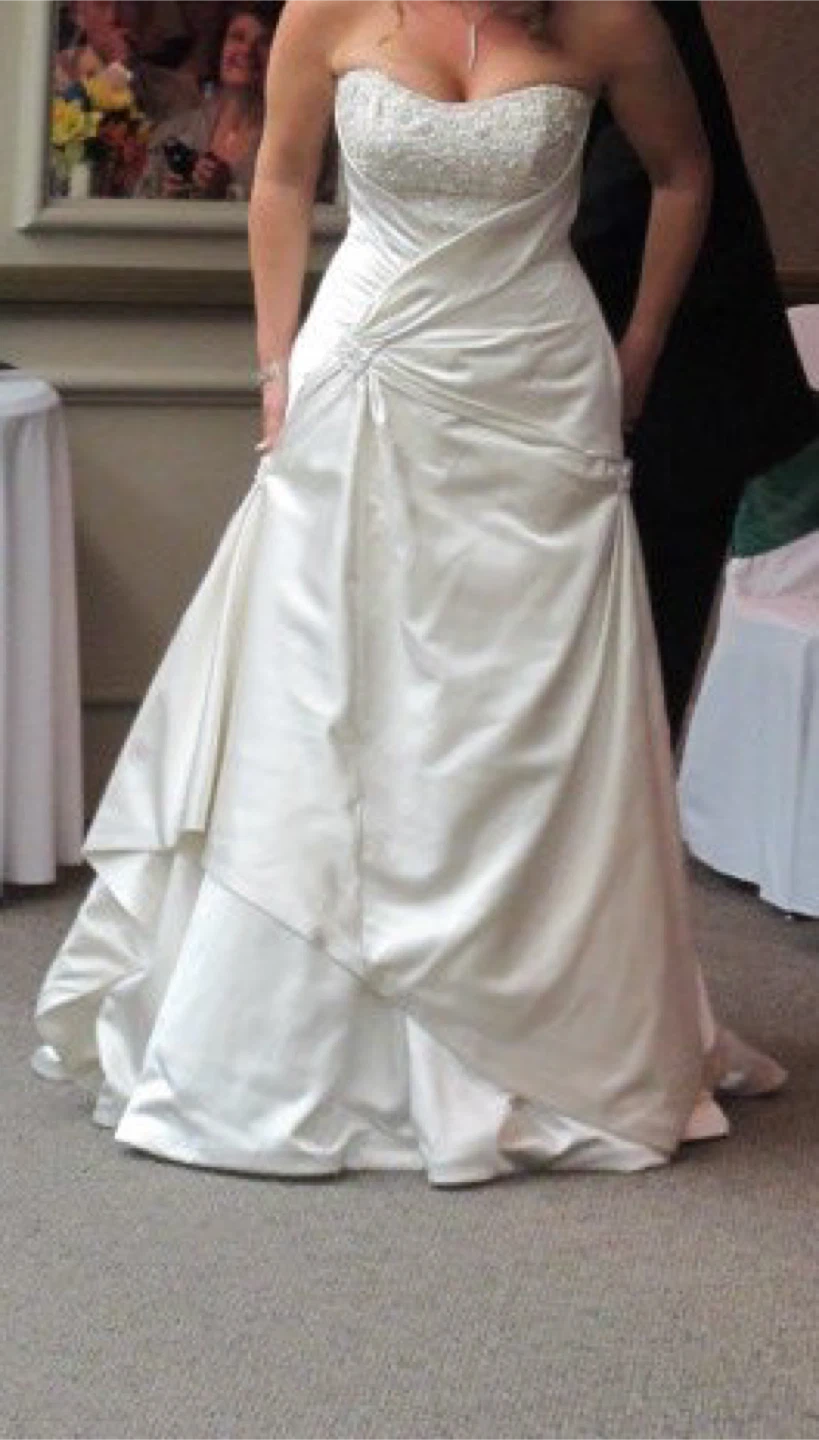 Sophia Tolli Wedding Dress - photo 2