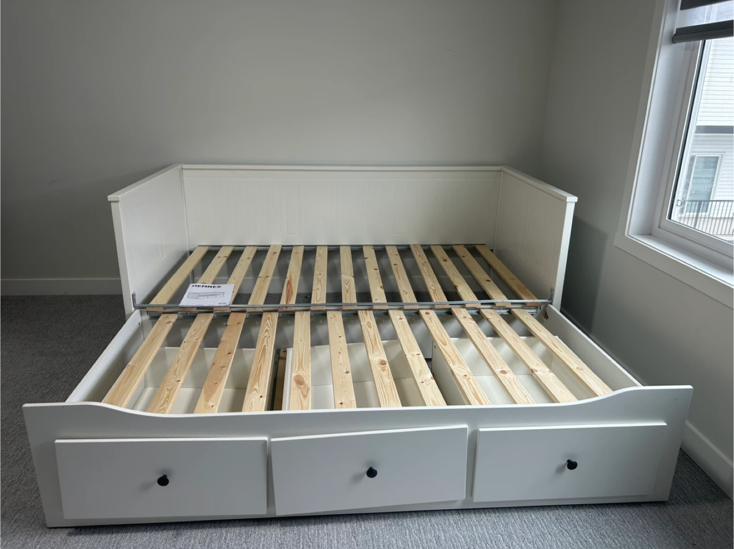 Daybed with Pull-Out (Like New) - photo 2