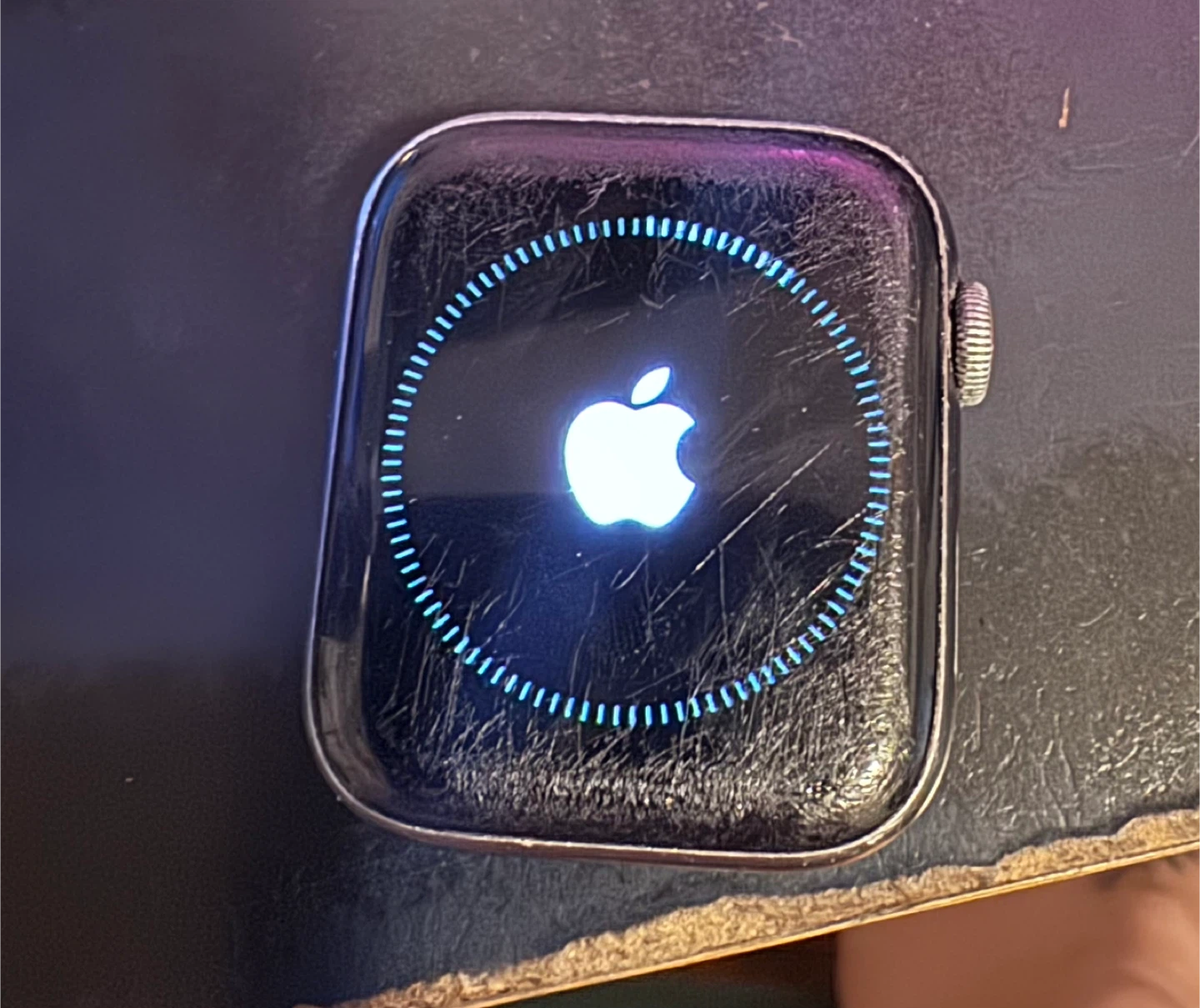 Apple Watch Series 5 44mm - photo 2