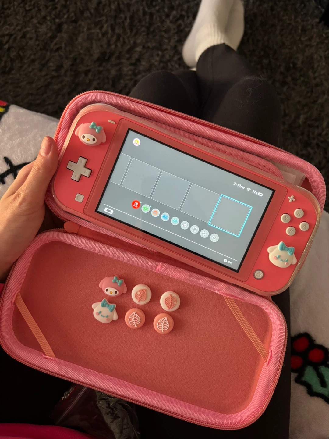 Nintendo switch lite - photo 3