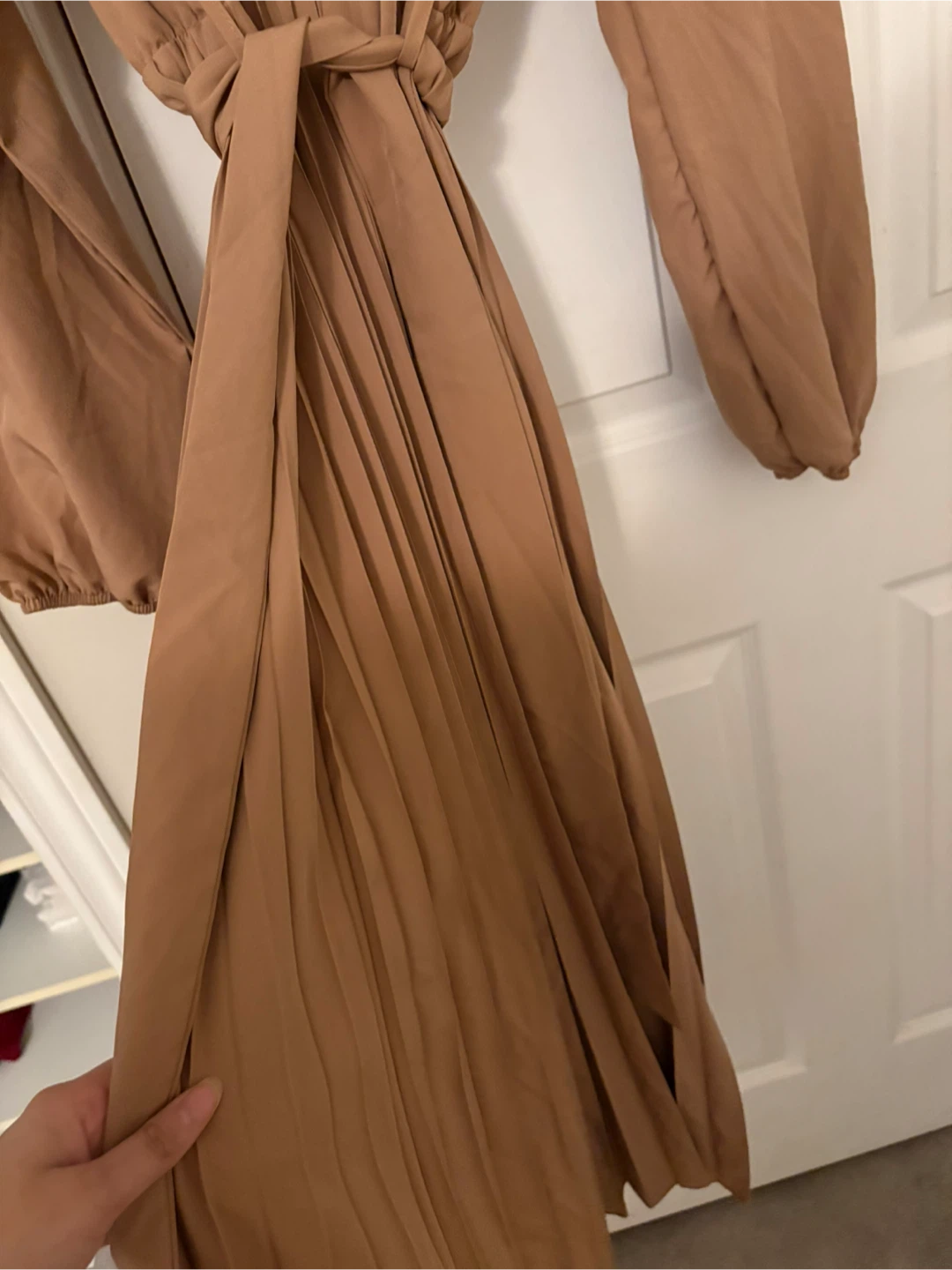 Brown V-Neck Pleated Midi Dress - photo 2