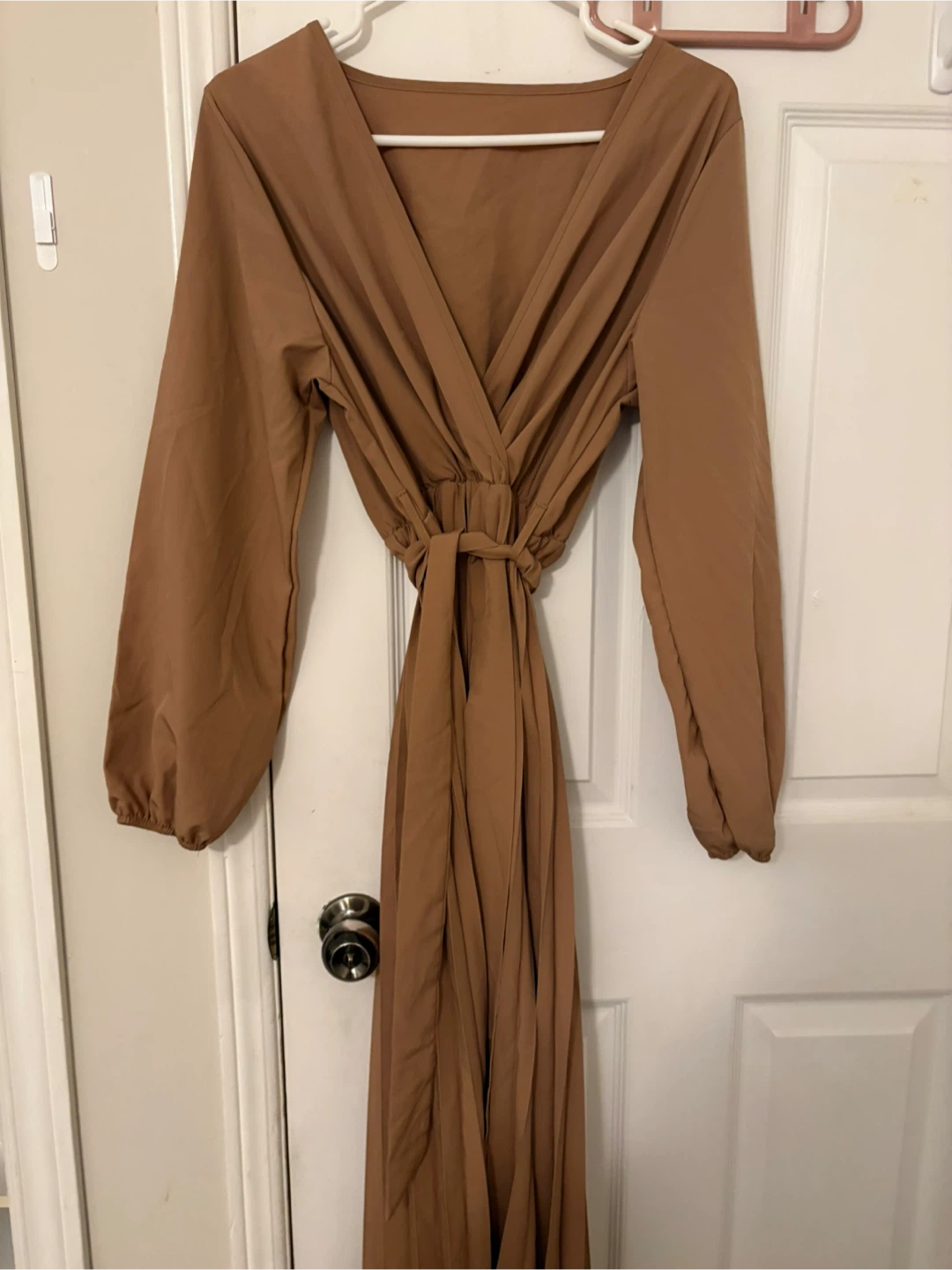 Brown V-Neck Pleated Midi Dress