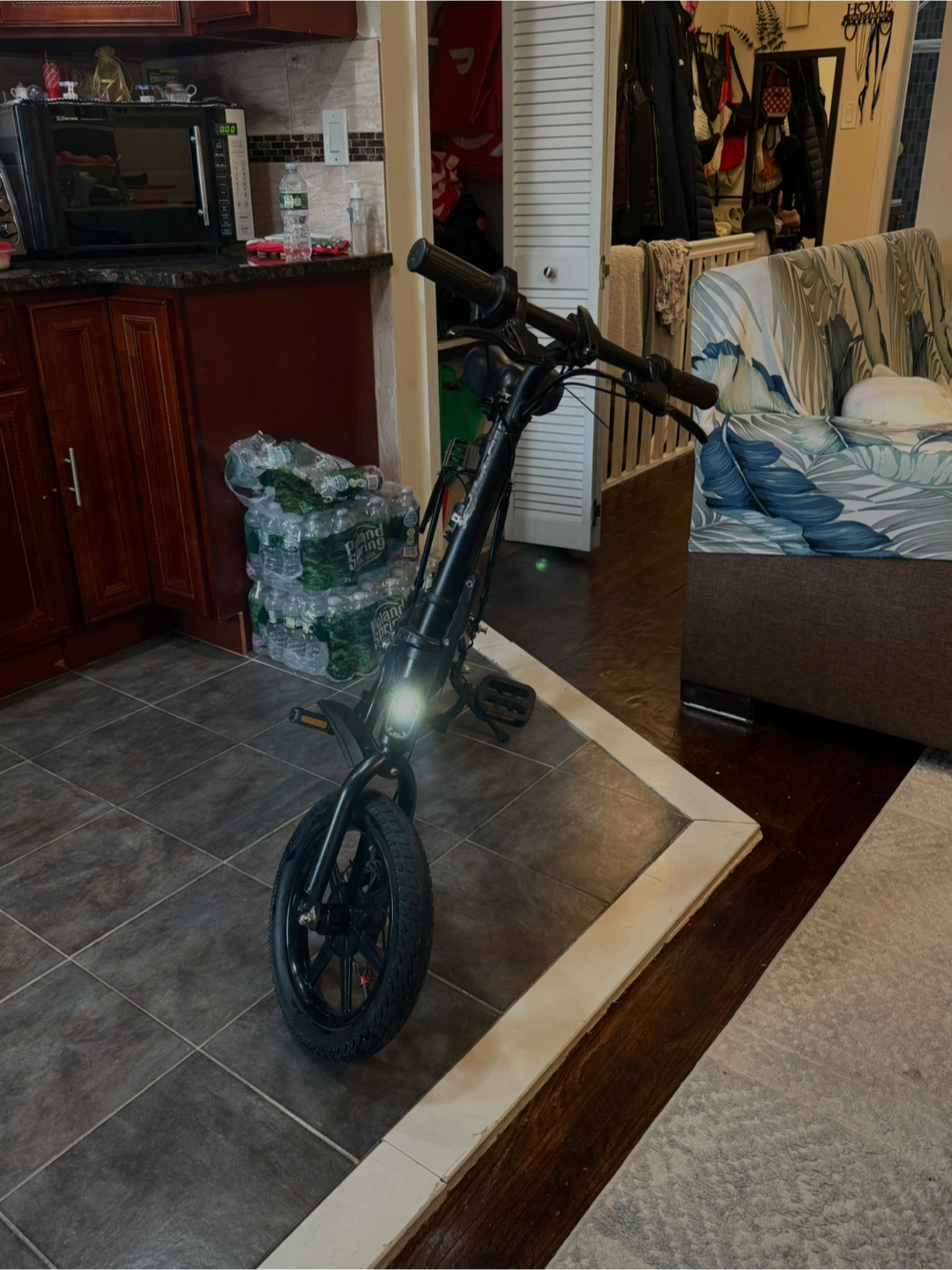 Bicicleta eléctrica Jetson Bolt Pro en buen estado