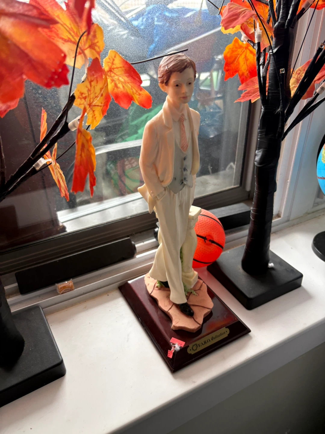 Artificial Maple Leaf Tree Table Decoration moving sale