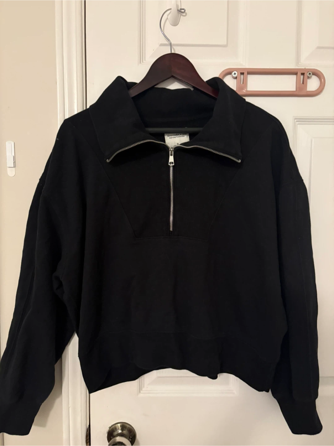 Abercrombie & Fitch Quarter Zip Sweatshirt - Black - XL
