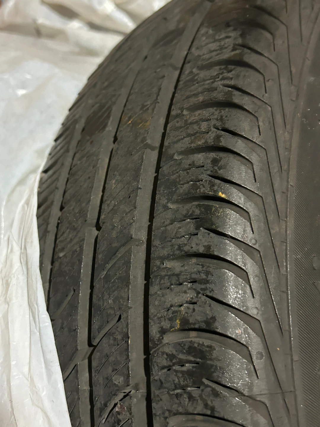 Continental ContiPro P185/65 R15 Radial Tires (set of 4 on rims) - photo 3