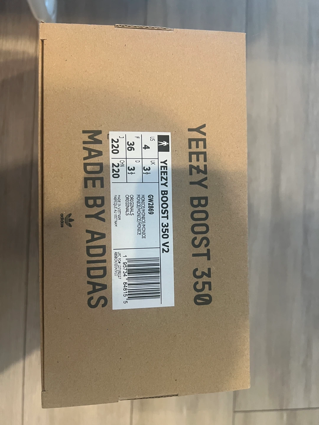 Adidas Yeezy Boost 350 V2 "Mono Ice" Sneakers Size 4 US - photo 2