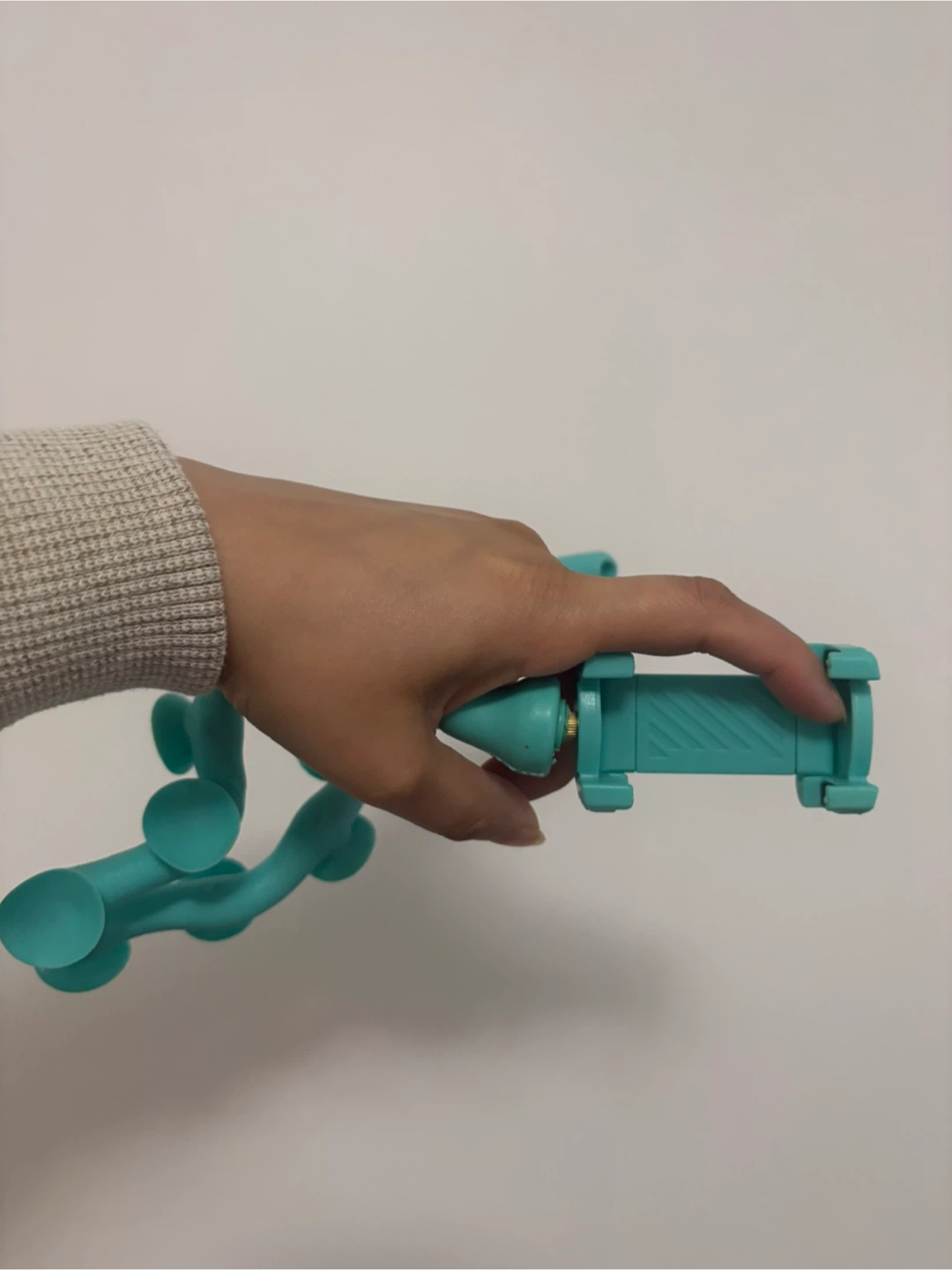 Flexible Phone Holder with Suction Cups