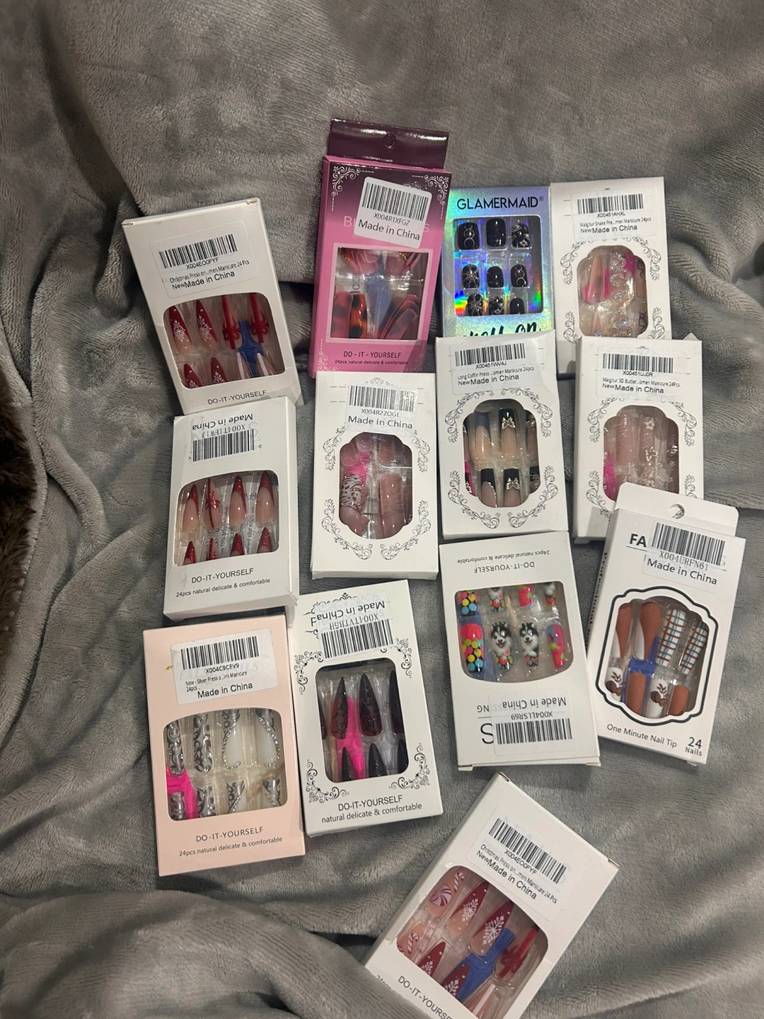 Press-On Nails (Long)