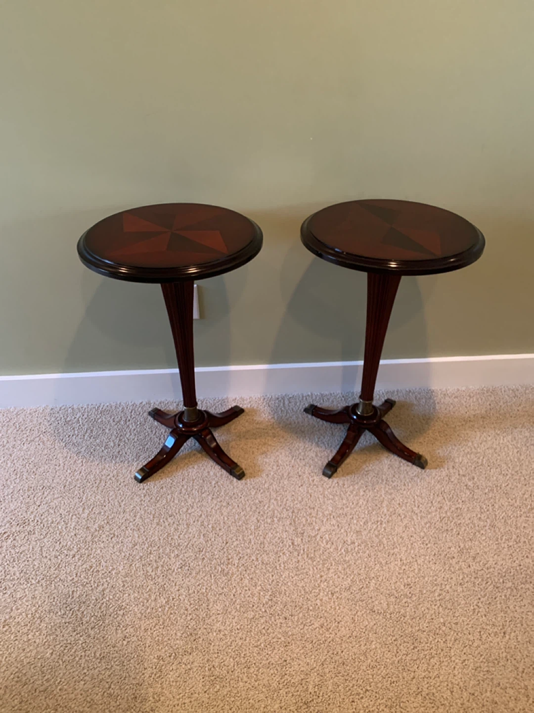 Set of 2 Vintage Wood Side Tables