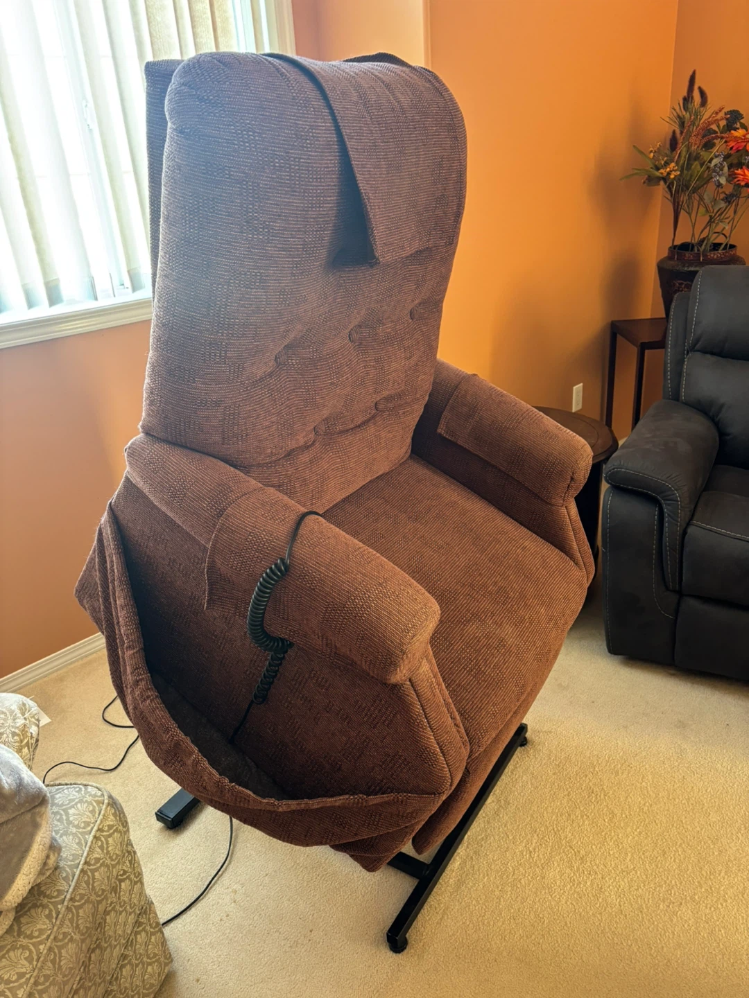 Brown Power Lift Recliner Chair - photo 3