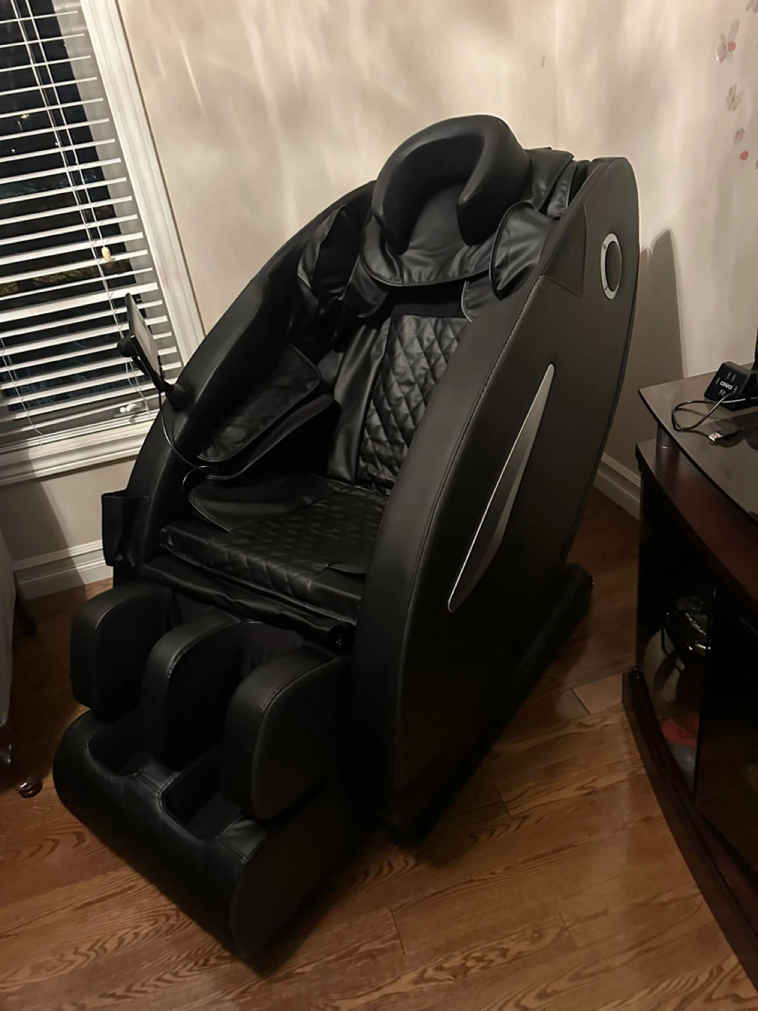 Black Massage Chair - photo 2