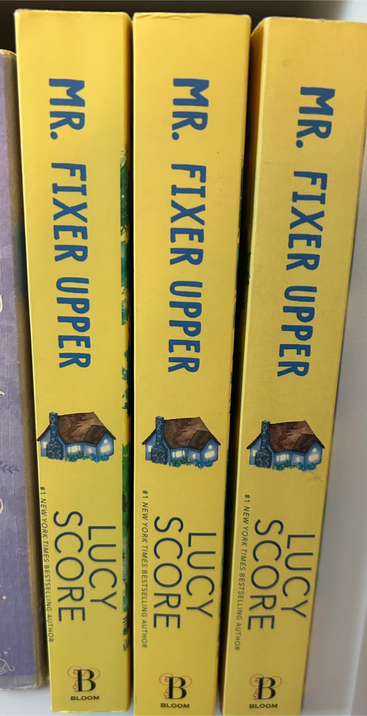 Collection of books - photo 4