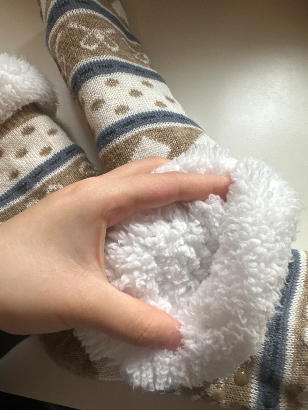 Brand New Cozy Sleep Socks - photo 4