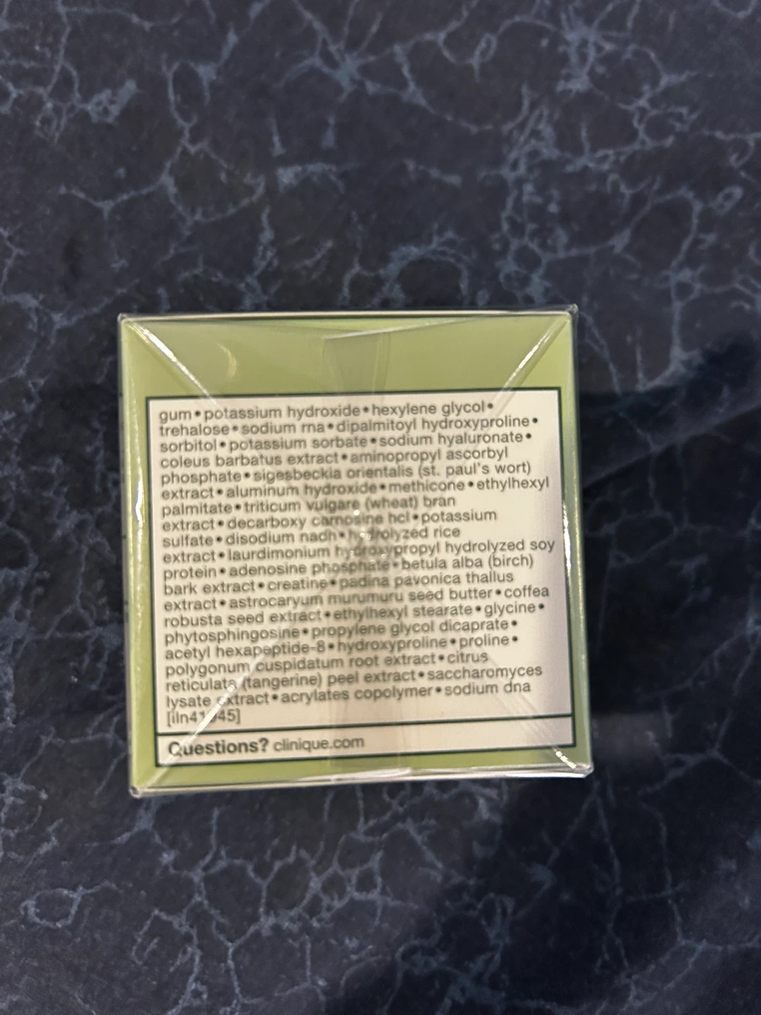 Clinique Repairwear Laser Focus Line Smoothing Cream SPF 15 - photo 4