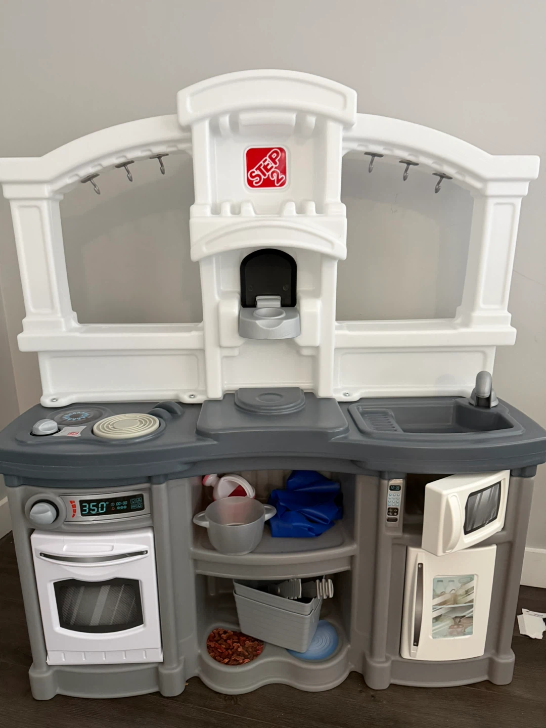 Step2 Kids Play Kitchen