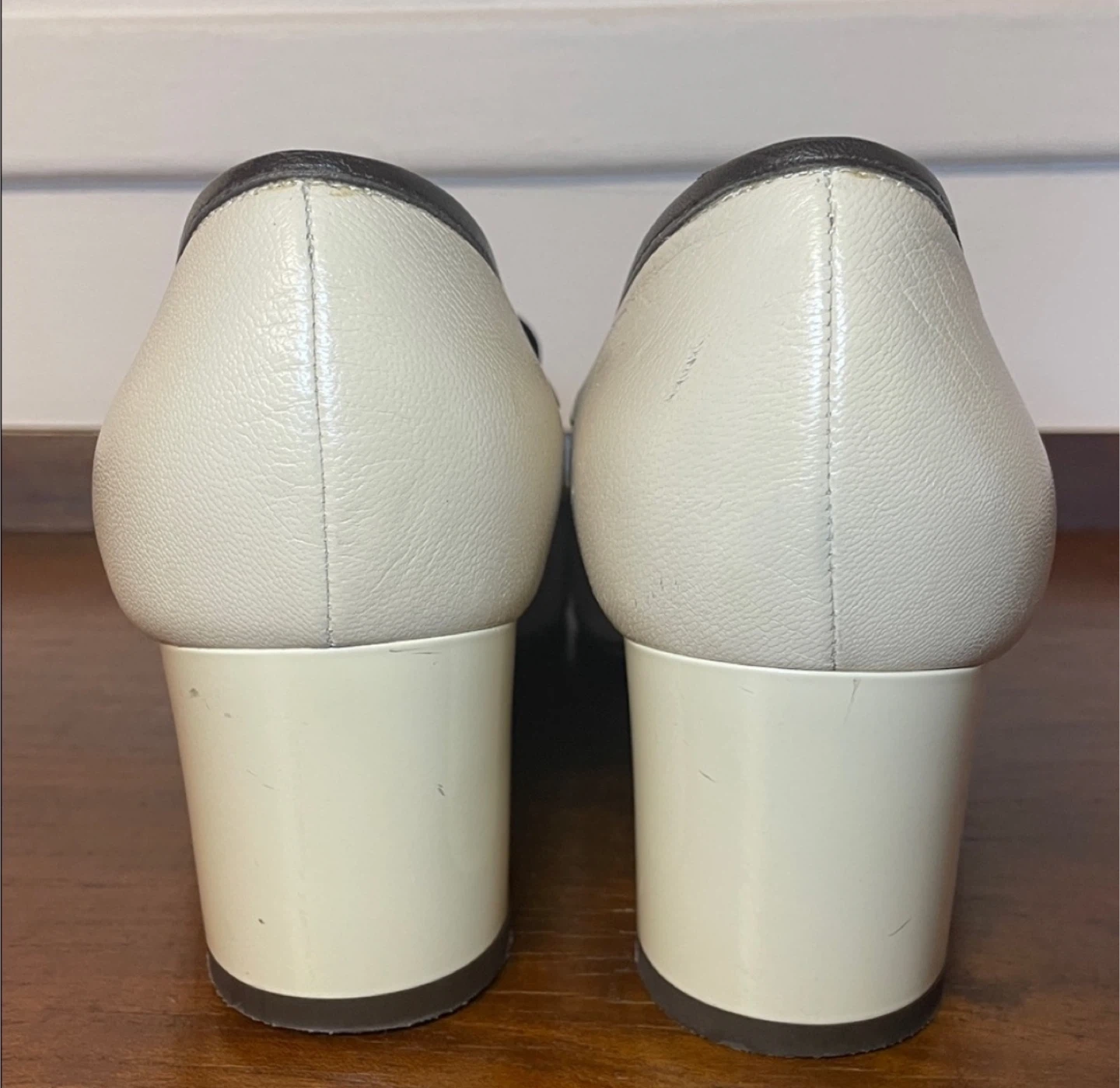 Tory Burch Cream Leather Studded Block Heel Loafers - photo 4