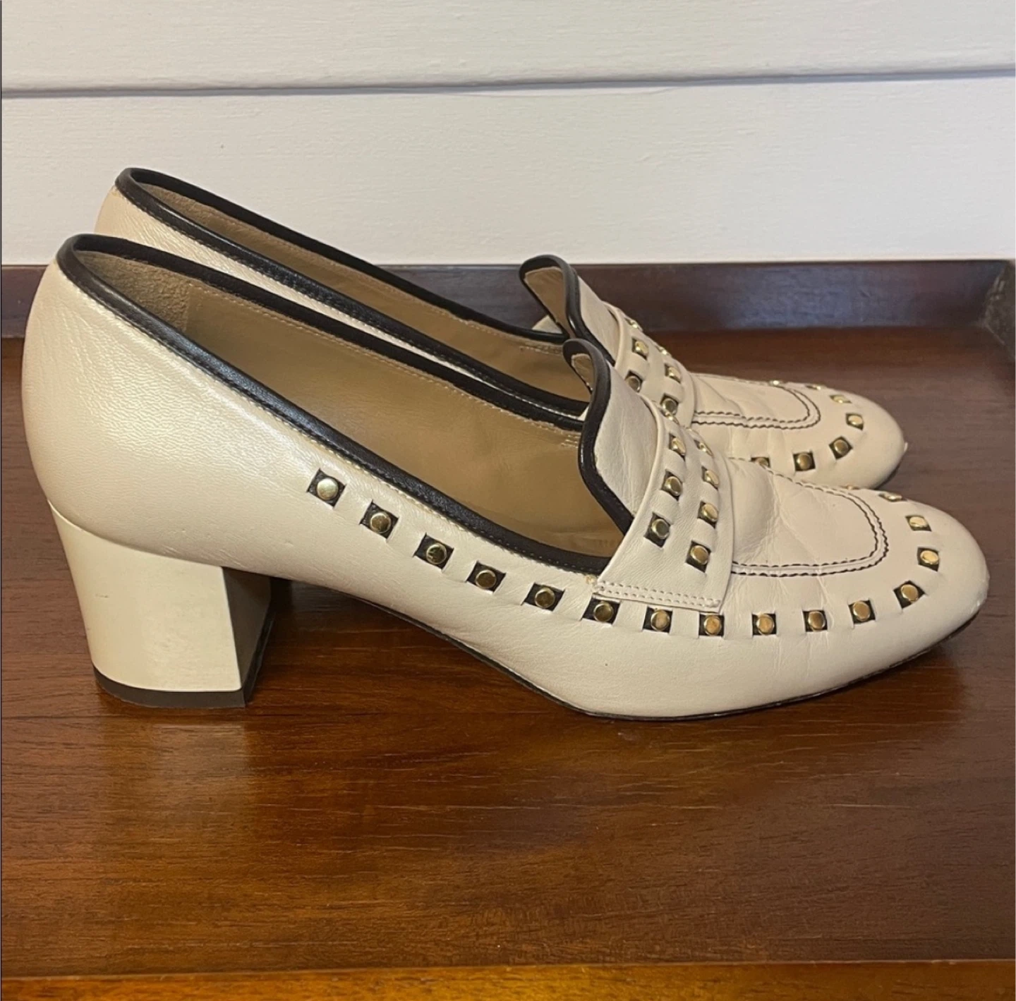 Tory Burch Cream Leather Studded Block Heel Loafers - photo 3