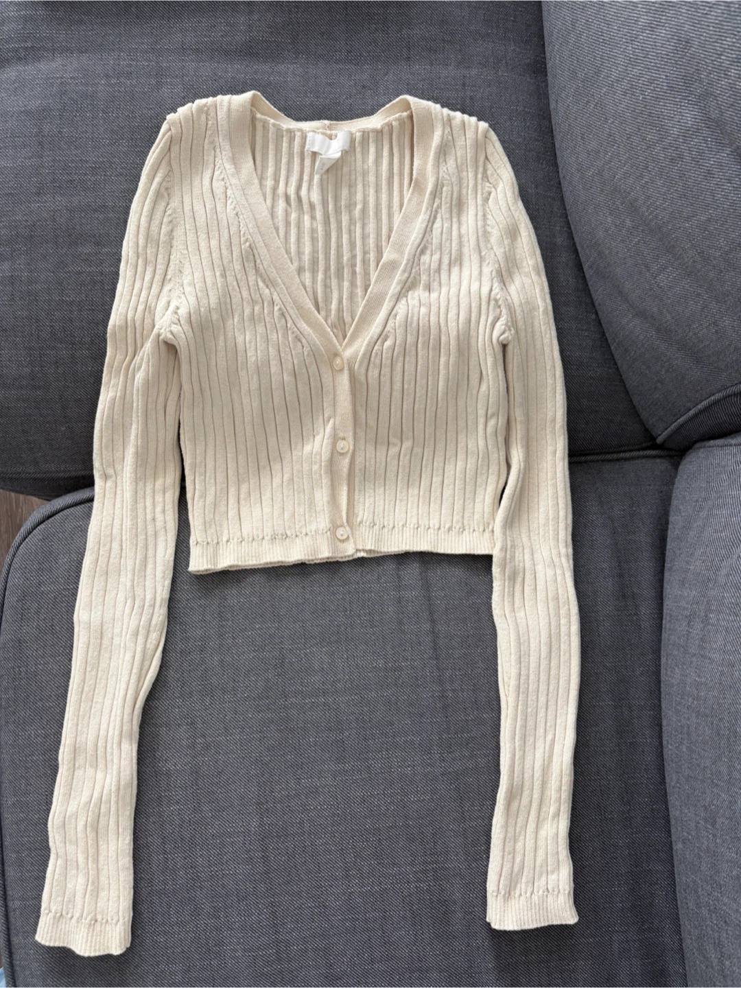H&M Ribbed Cropped Cardigan - photo 3