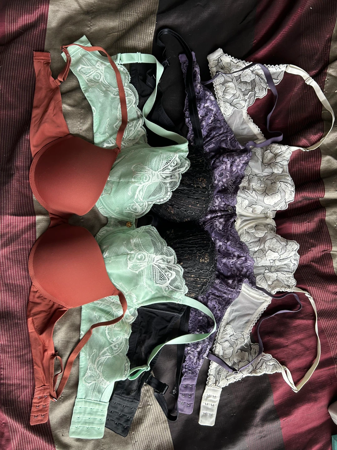 5 bras bundle size 32C - photo 2