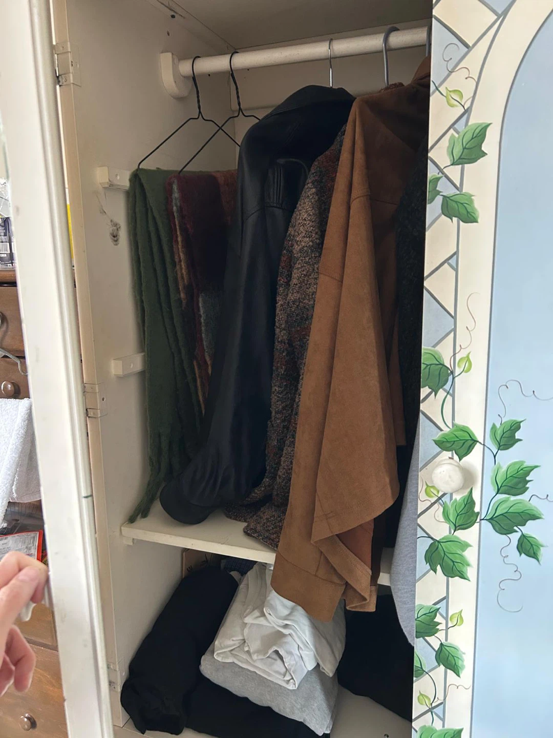 Hand-painted Armoire Wardrobe - photo 2