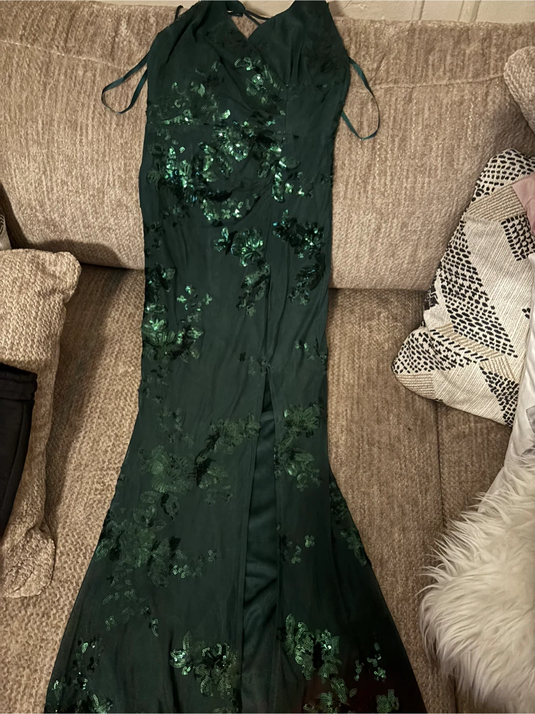 Selfie Leslie Emerald Green Sequin Floral Maxi Dress - photo 4