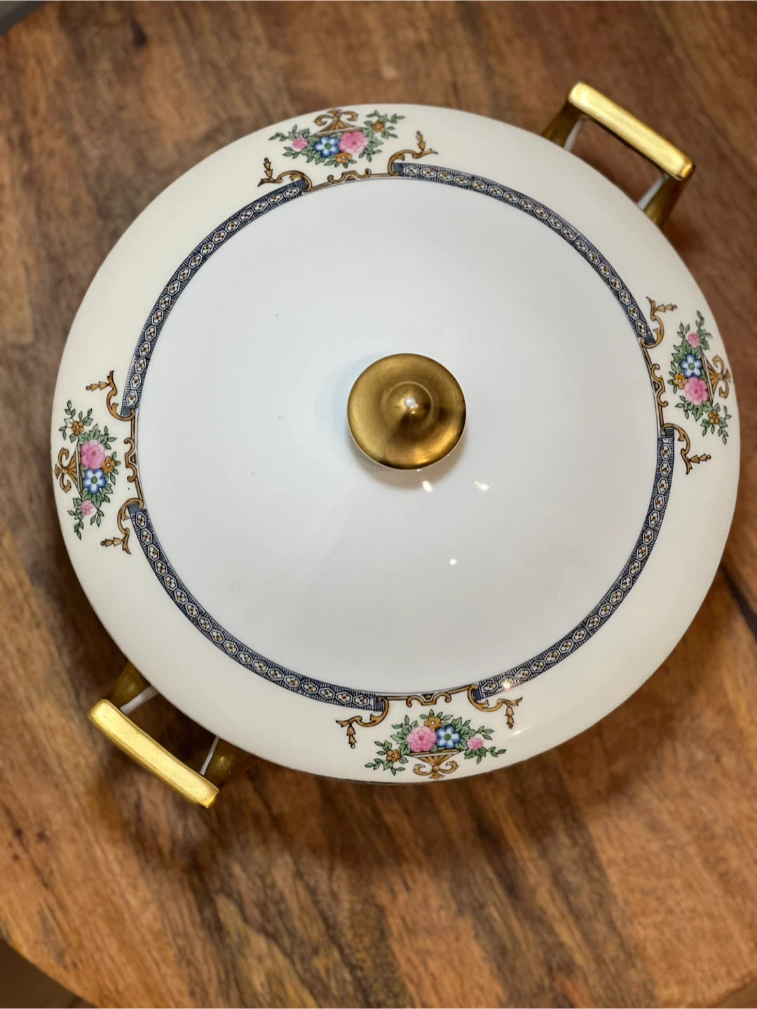 Meito China Dolores Covered Vegetable Bowl - Vintage Hand Painte - photo 3