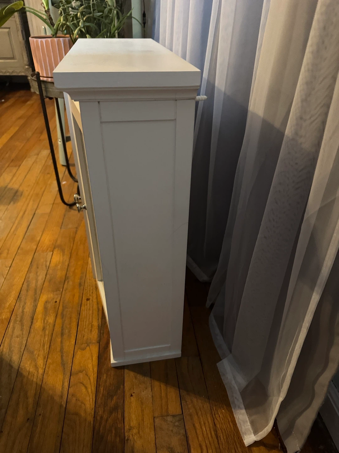 White Two-Door Display Cabinet with Decorative Interior - photo 3
