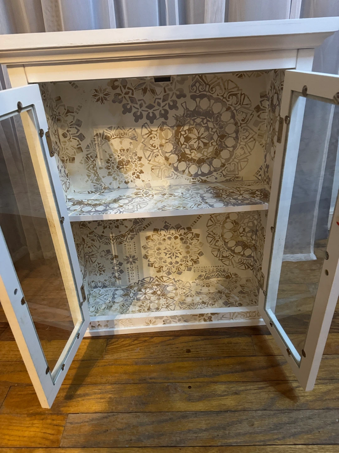 White Two-Door Display Cabinet with Decorative Interior - photo 2