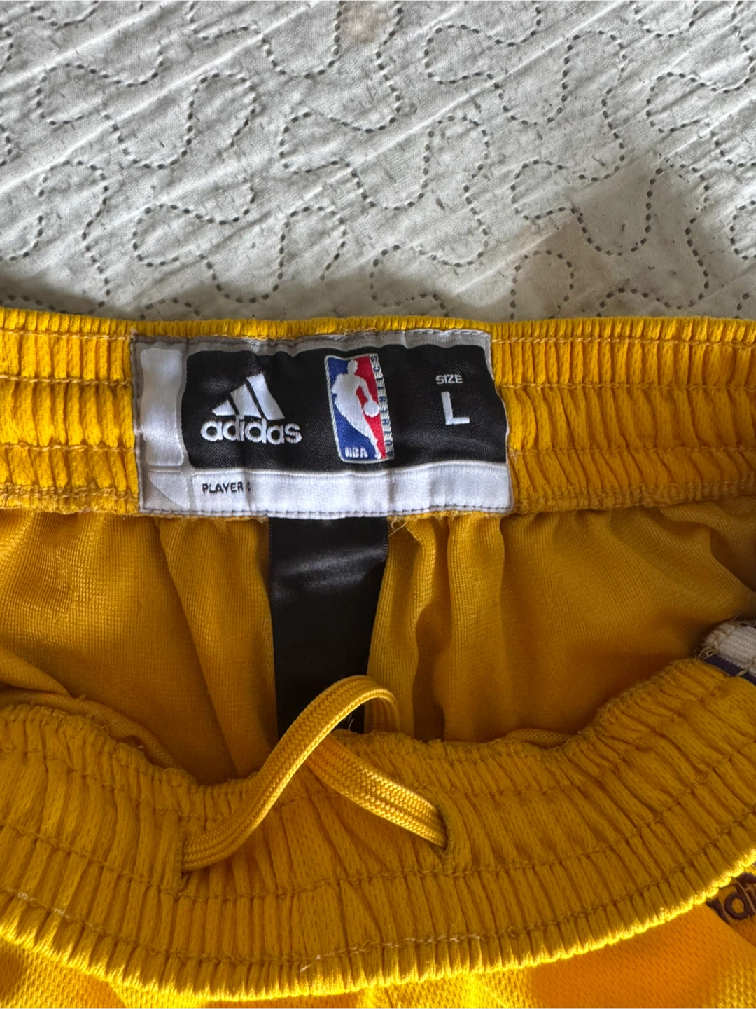 Vintage Adidas Los Angeles Lakers NBA Basketball Shorts Size L - photo 4