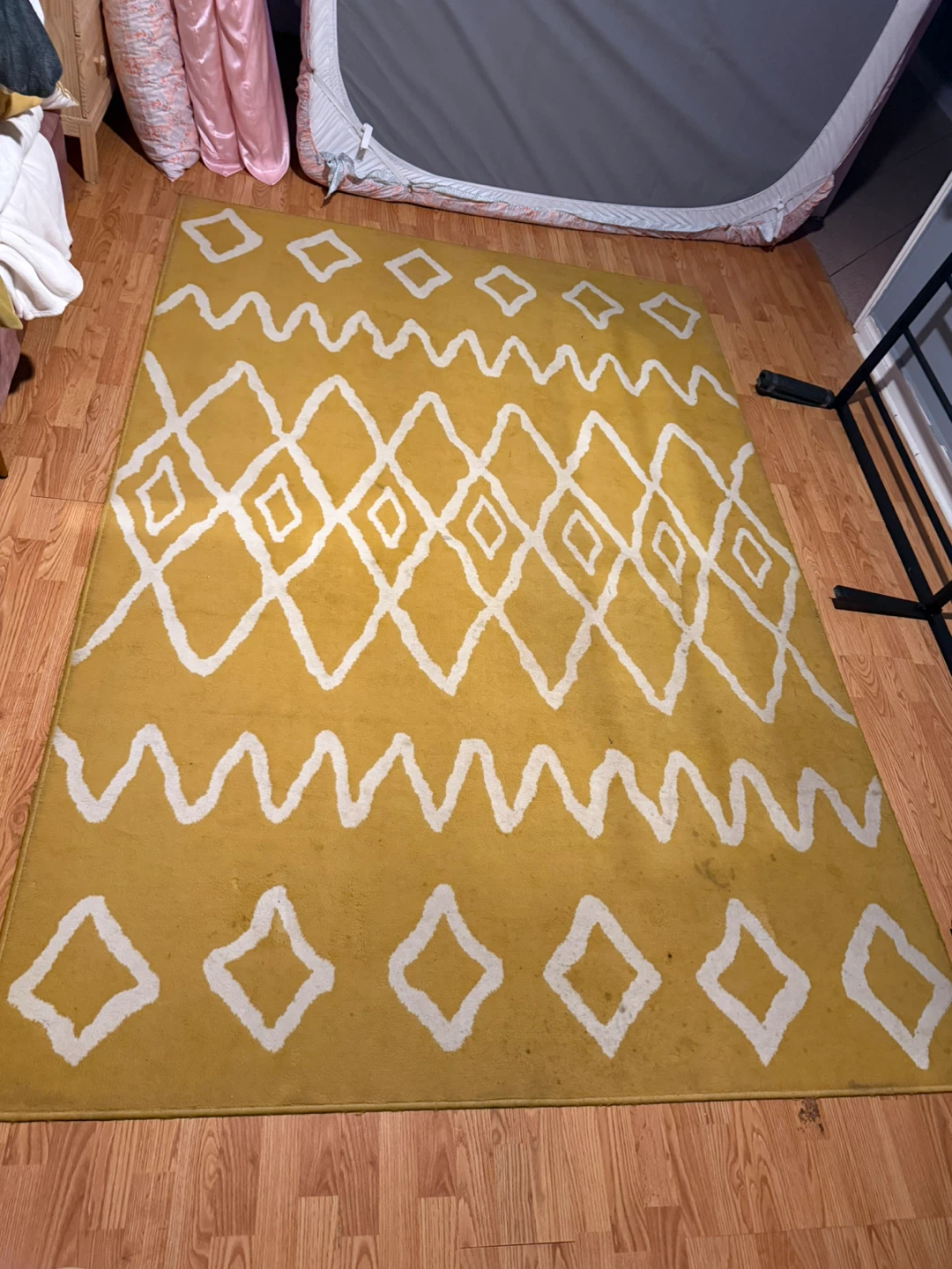 FREE Yellow Geometric Area Rug 7 x 9 - photo 2