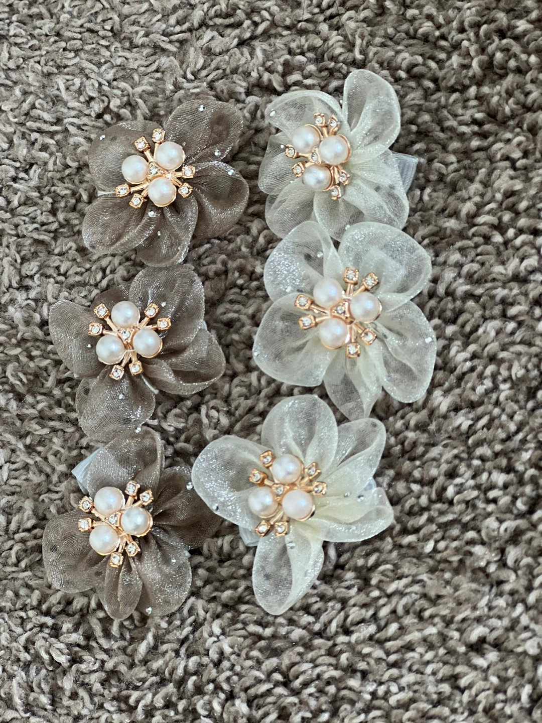 Flower Hair Clips with Pearls - Set of 6
