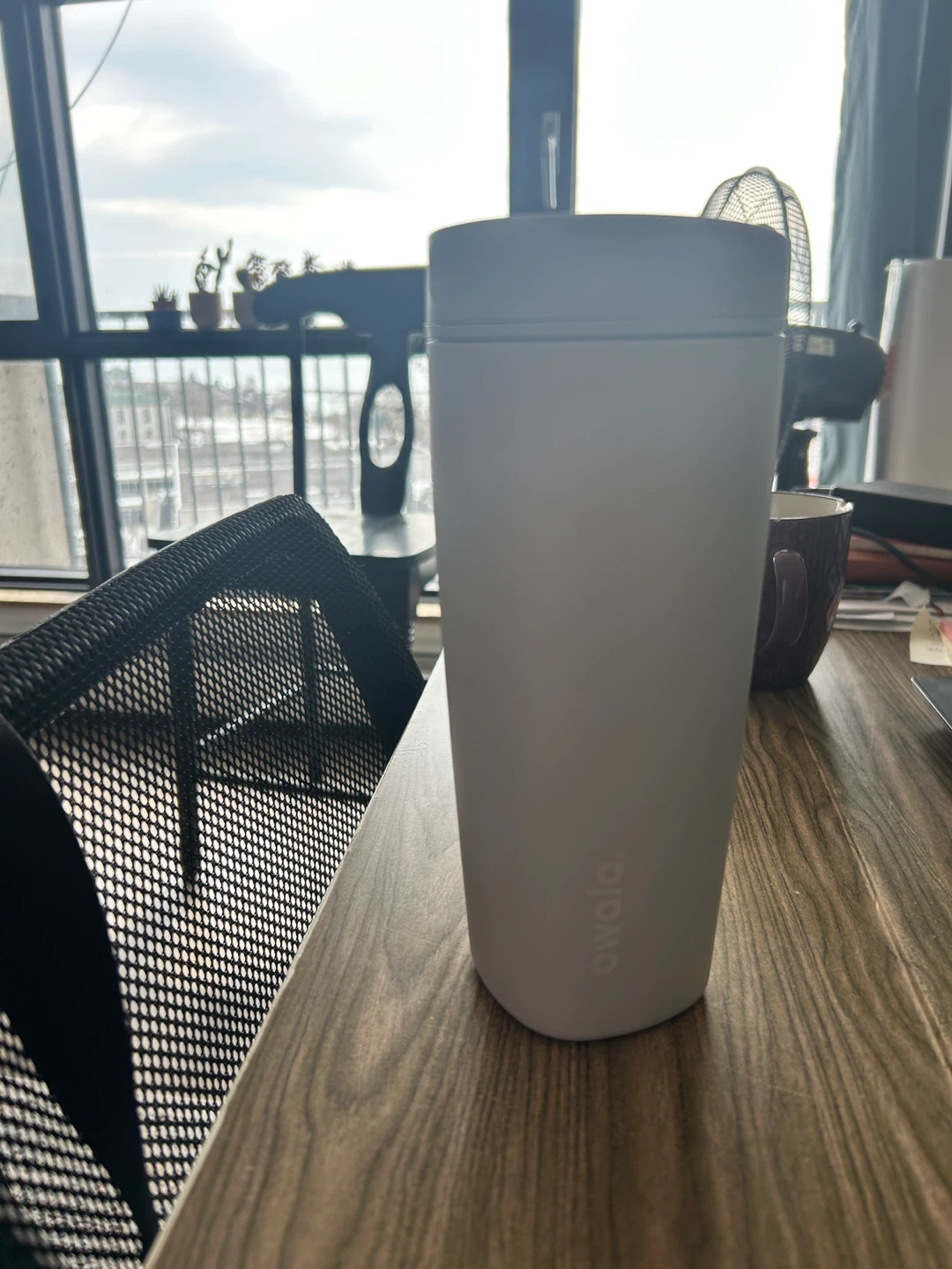Owala Tumbler (20 oz baby blue) - photo 2