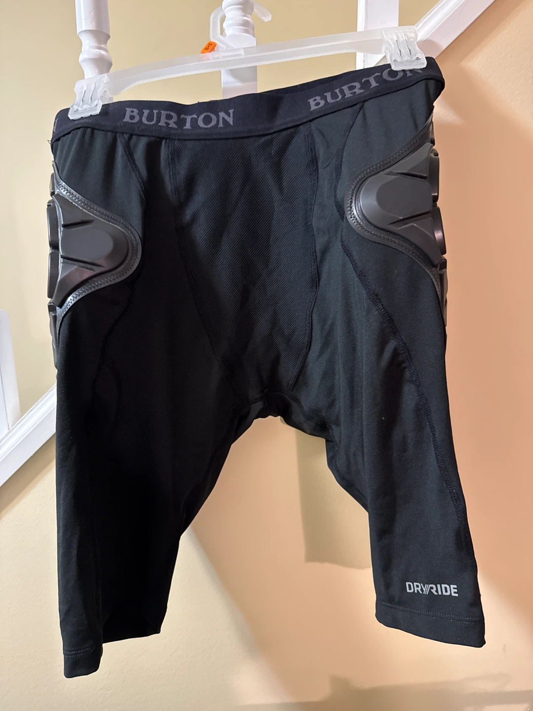 Burton G-Form Padded Compression Shorts - photo 2