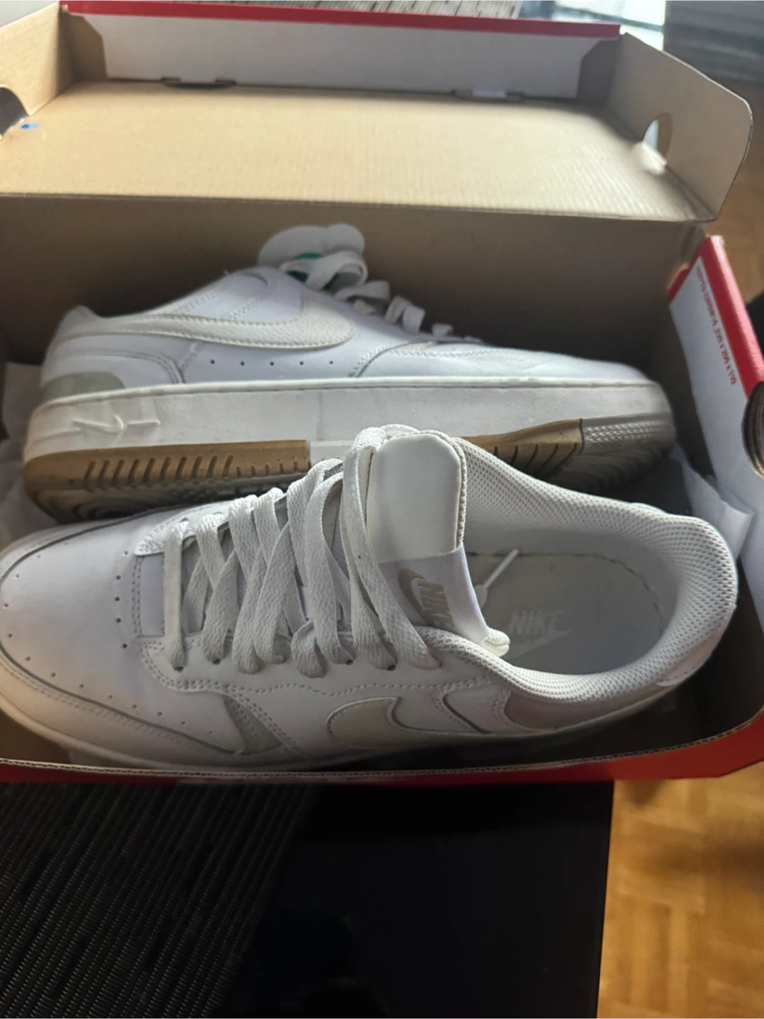 White Nike Women’s Sneakers - photo 2