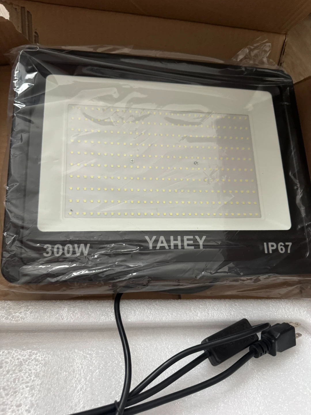 New YAHEY 300W LED Flood Light IP67