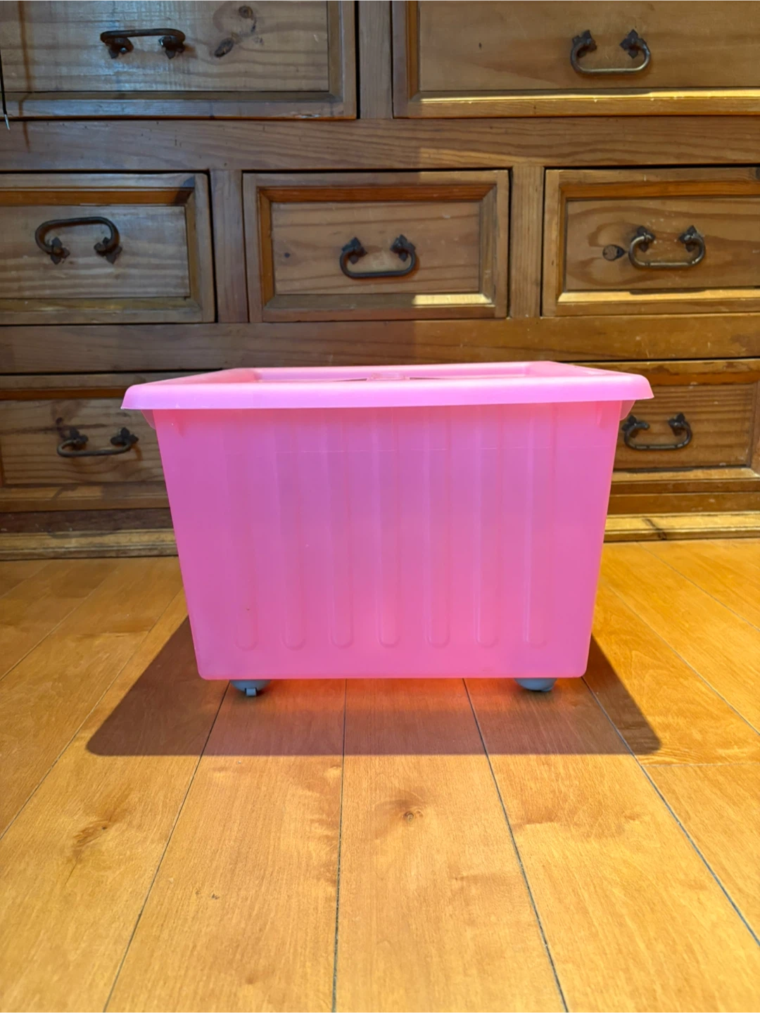 IKEA VESSLA Pink Storage Bin with Lid and Wheels - photo 2