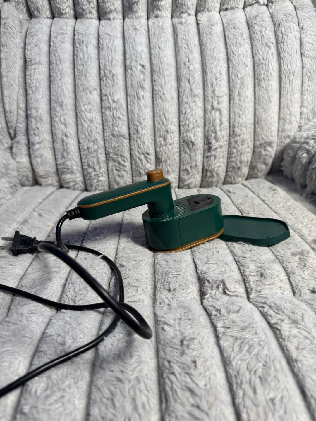Portable Mini Steam Iron - photo 3