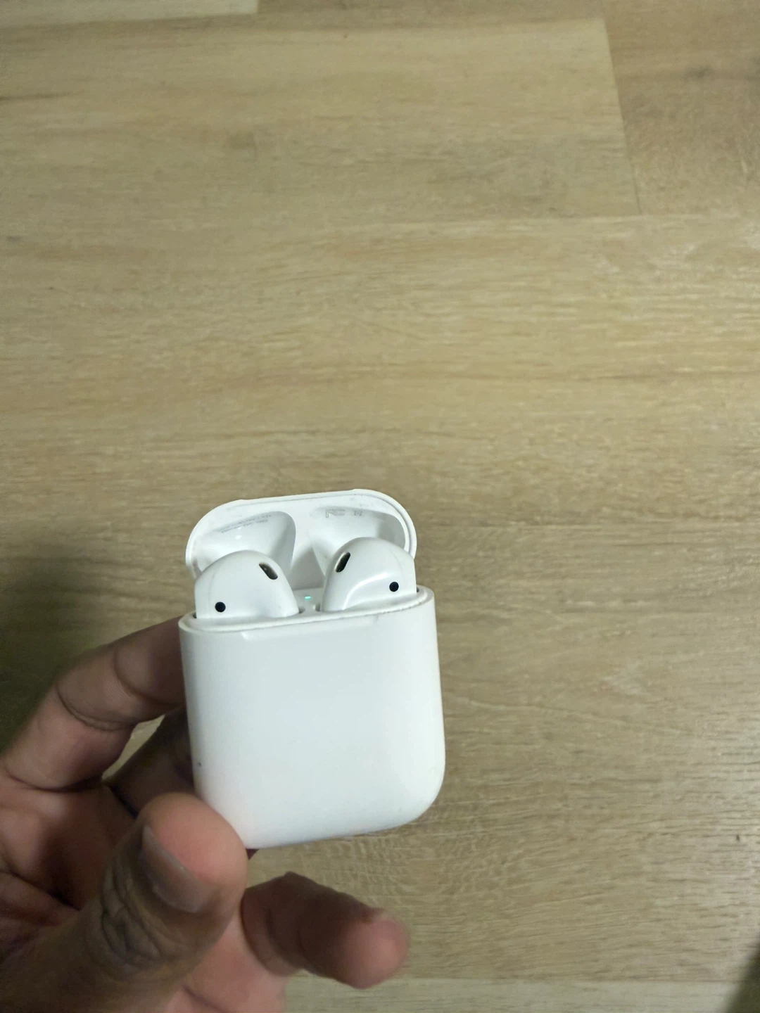 Apple AirPods with Charging Case (open box) - photo 3